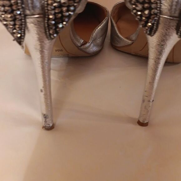 International Concepts Kaison Silver Heels - Picture 3 of 13